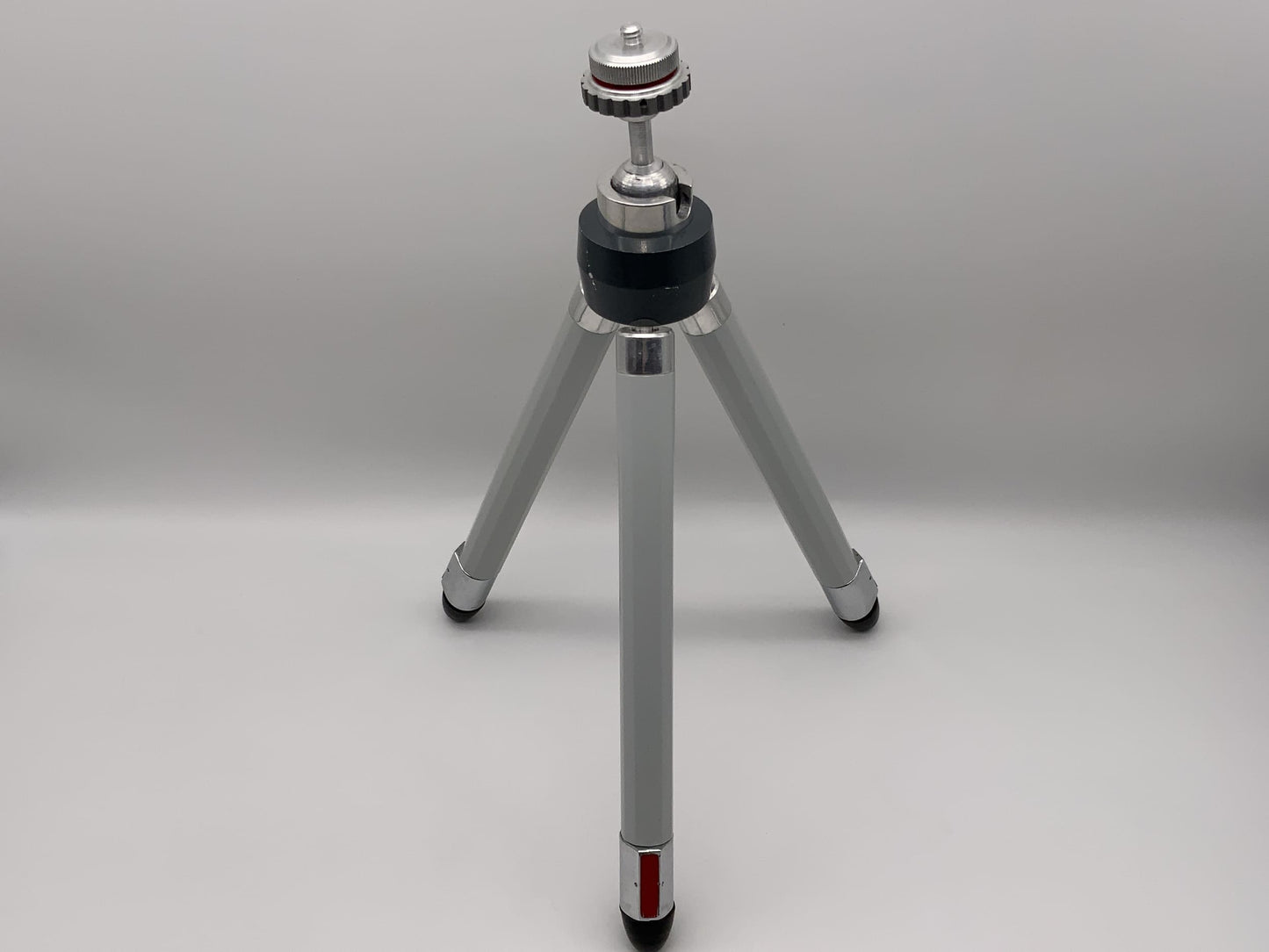 Tischstativ  Tripod Dreibein Taschenstativ