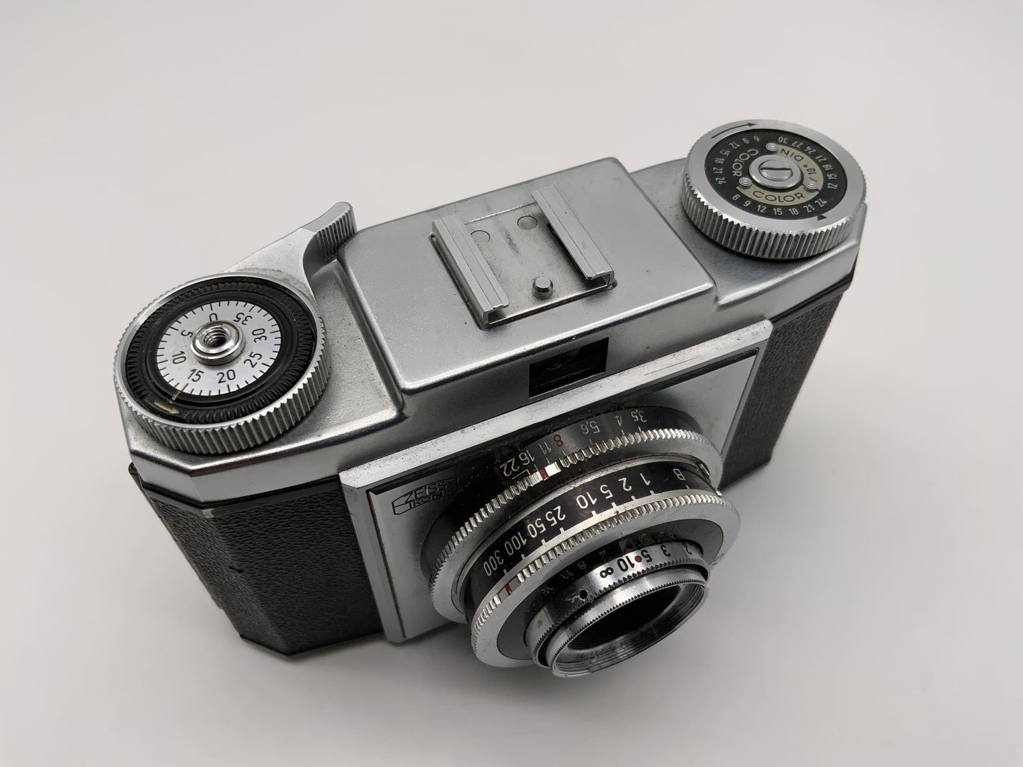 Zeiss Ikon Contina Sucherkamera mit Novar-Anastigmat 45mm 1:3.5 35mm Prontor-SVS