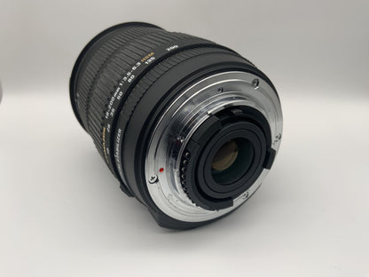 Sigma 18-200mm 1:3.5-6.3 Objektiv DC OS HSM Optical Stabilizer Zoom (Nikon AF-S)