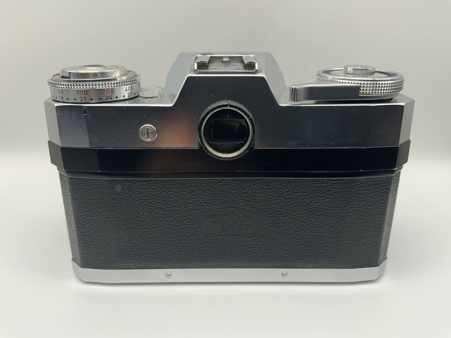 Zeiss Ikon Contaflex Synchro-Compur-X (Carl Zeiss Tessar 2,8/50) !Beli defekt!