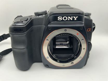 Sony a 100 Spiegelreflexkamera DSLR alpha 100 digital Body Gehäuse (Sony A)