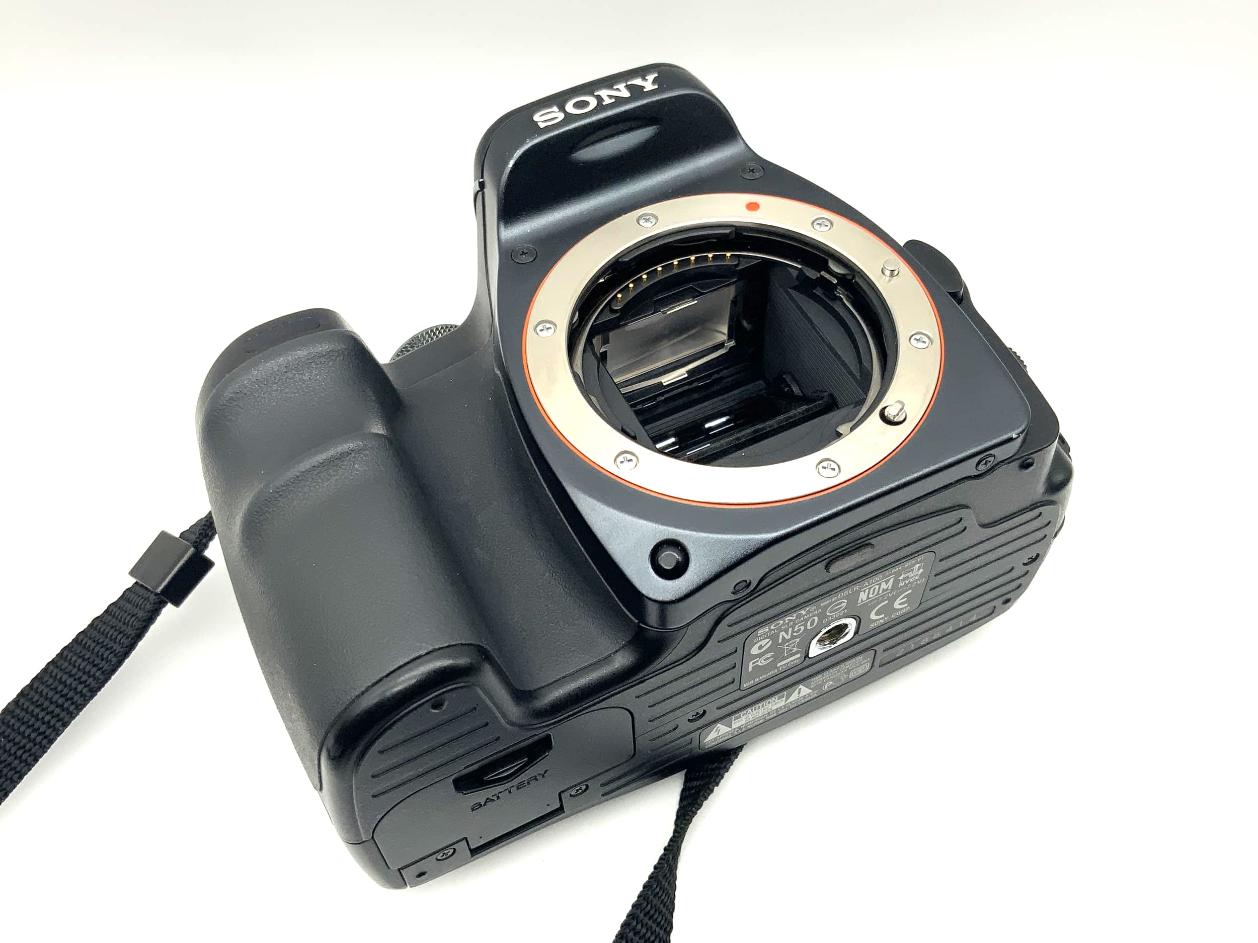 Sony a100 SLR camera DSLR alpha 100 digital body housing (Sony A)
