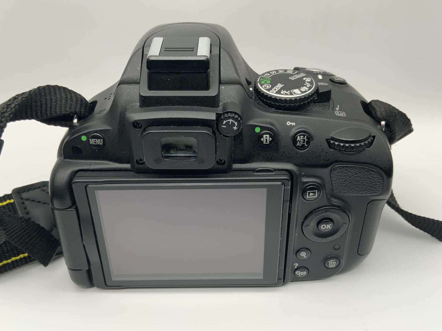 Nikon D5100 Spiegelreflexkamera DSLR digital Body Gehäuse (Nikon AF)