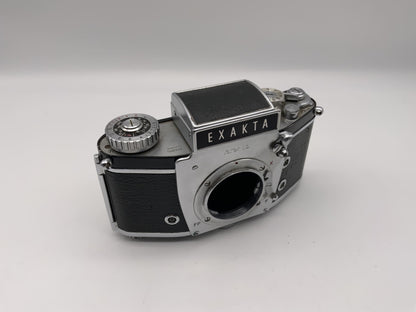 Exakta Varex II b Spiegelreflexkamera SLR 2b mit Lichtschacht Ihagee 35mm Body