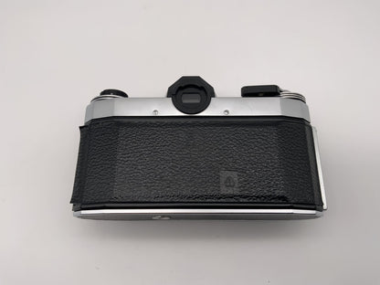 Pentacon Pentaflex SL Spiegelreflexkamera SLR  35mm Kamera Body Gehäuse