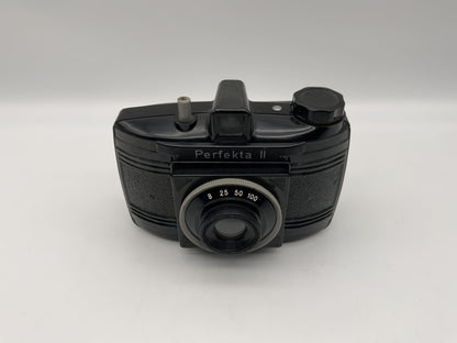 VEB Perfekta II Rollfilmkamera mit Achromat 1:7.7/80 Rheinmetall