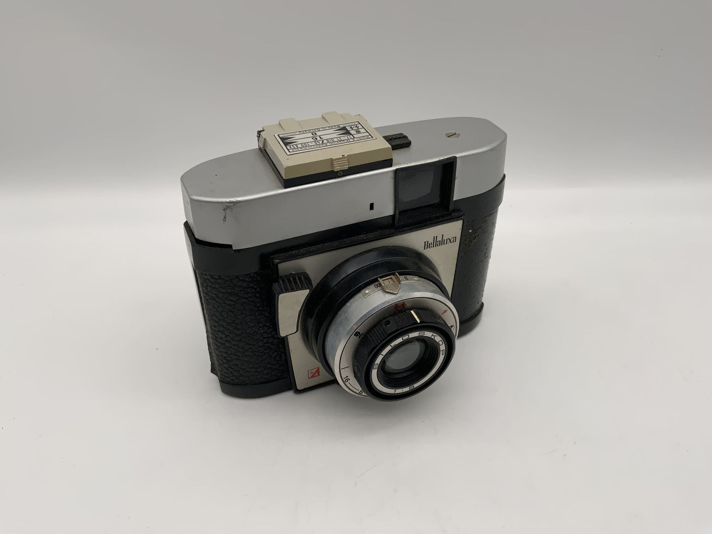 Bilora Bellaluxa Rollfilmkamera mit Biloskop 1:8  Rollfilm Analogkamera Camera