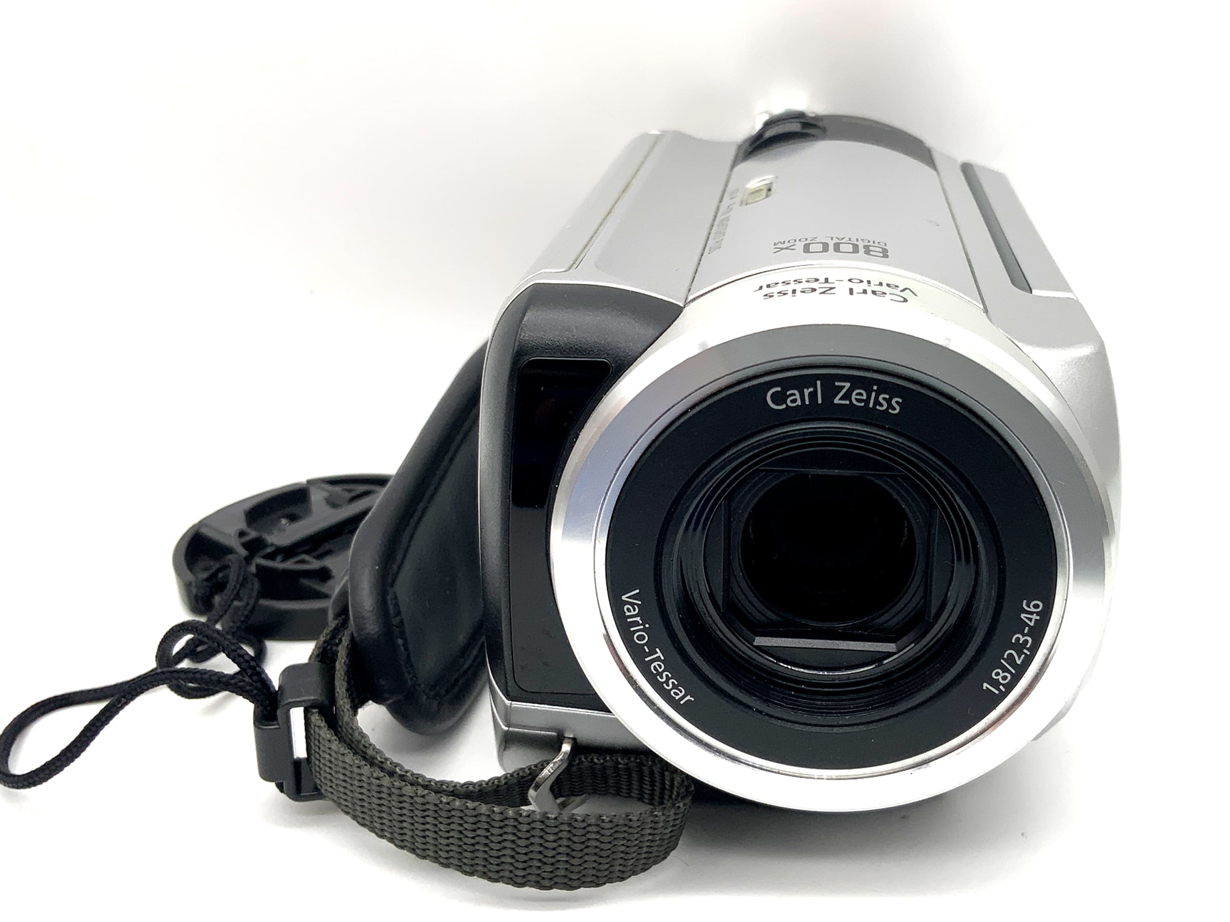 Sony Handycam DCR-SR30 Camcorder 1.8/2.3-46 30GB HDD 800x Digital / 20x Optical