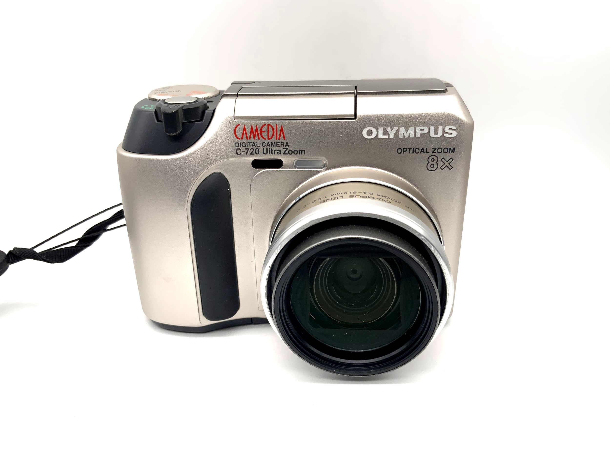 Olympus C-720 Ultra Zoom avec objectif zoom AF 6,4-51,2 mm 1:2,8-3,4 3,0 MP Camedia