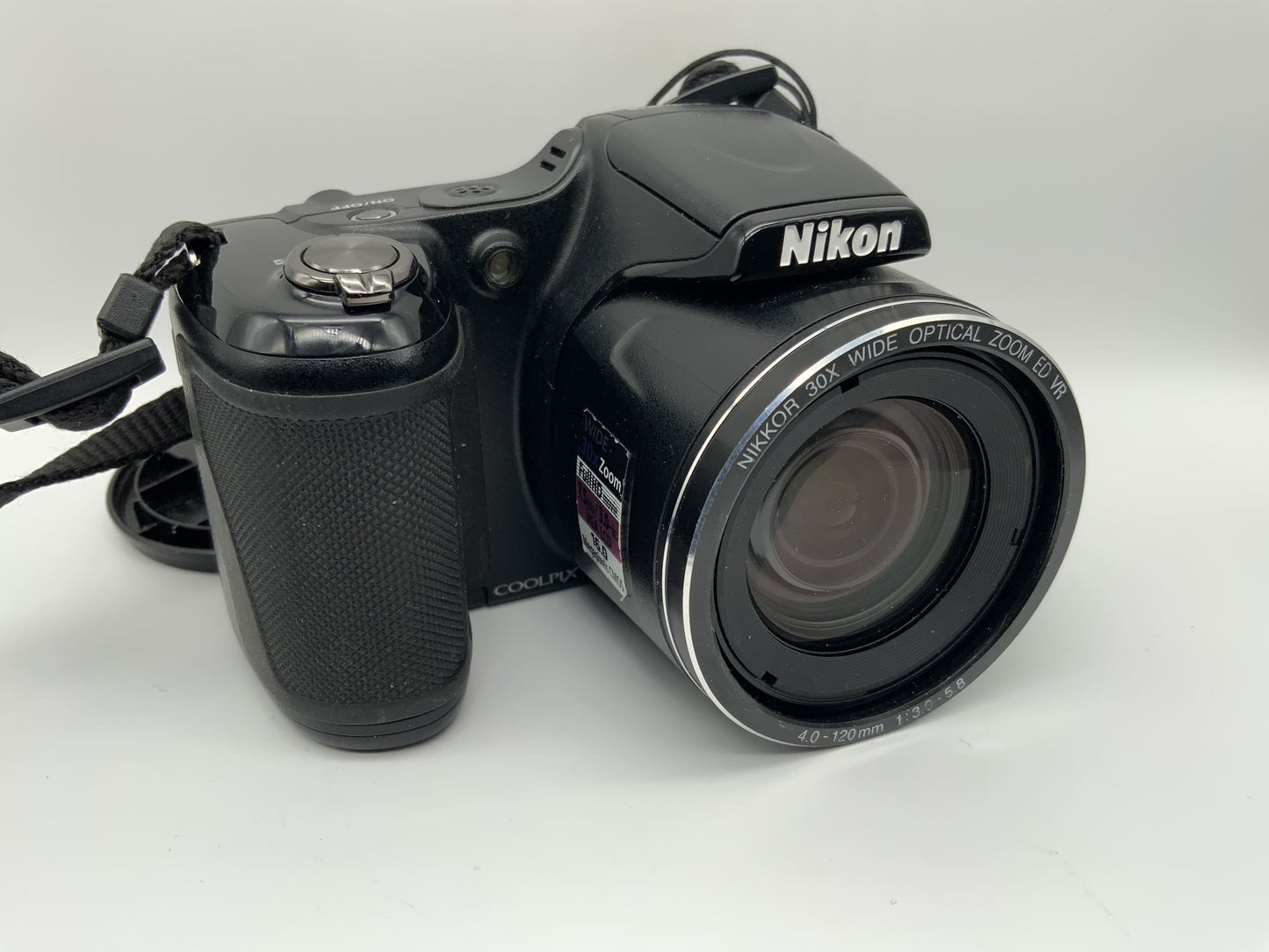 Nikon Coolpix L820 mit Nikkor 30x Wide ED VR 4.0-120mm 1:3.0-5.8 Full HD 16.0 MP