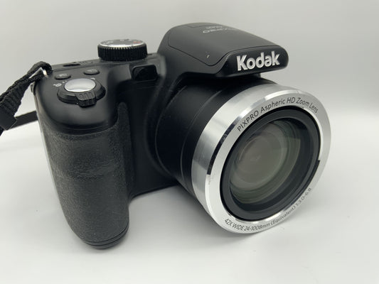 Kodak Pixpro AZ421 mit Aspheric HD Zoom 42x Wide 24-1008mm 1:3.0-6.8 Astro Zoom