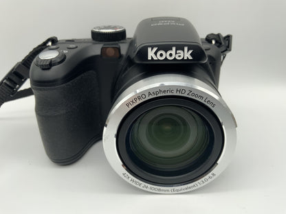 Kodak Pixpro AZ421 mit Aspheric HD Zoom 42x Wide 24-1008mm 1:3.0-6.8 Astro Zoom