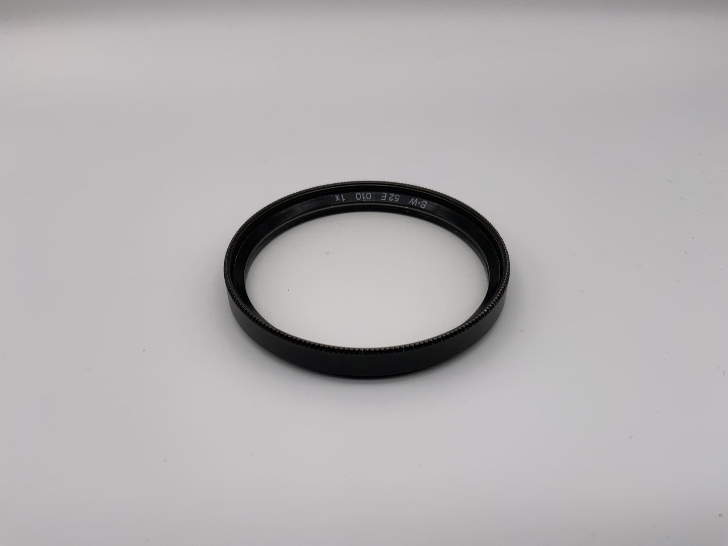 B+W UV-Filter 52mm Filter 52E 010 1x Filtergewinde