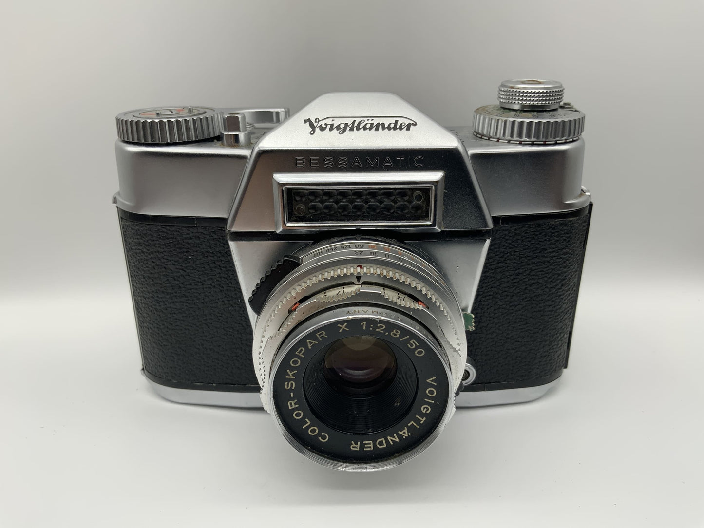 Voigtländer Bessamatic Sucherkamera mit Color-Skopar X 1:2.8/50