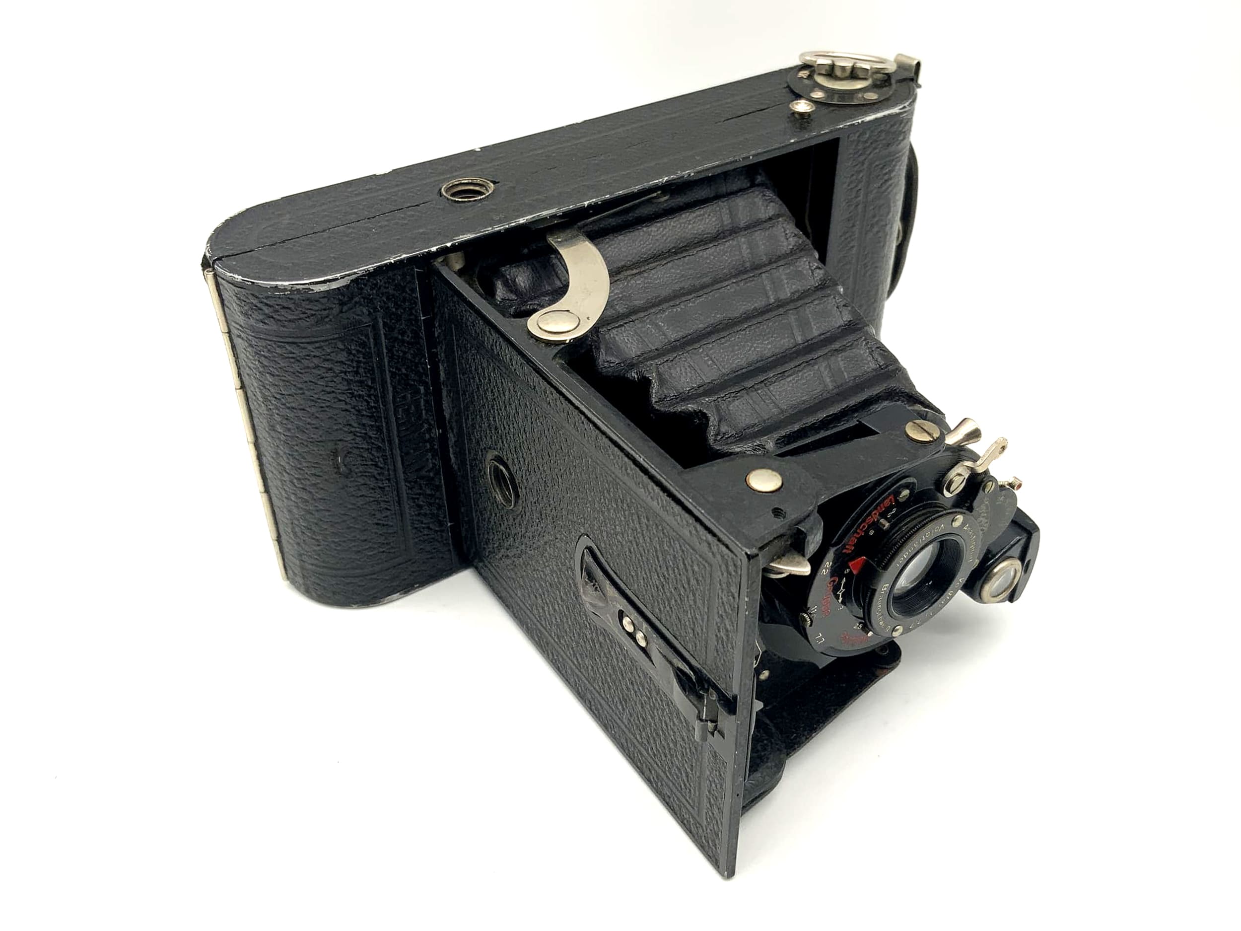 Appareil photo pliant Voigtländer Bessa avec Anastigmat Voigtar 1:7,7