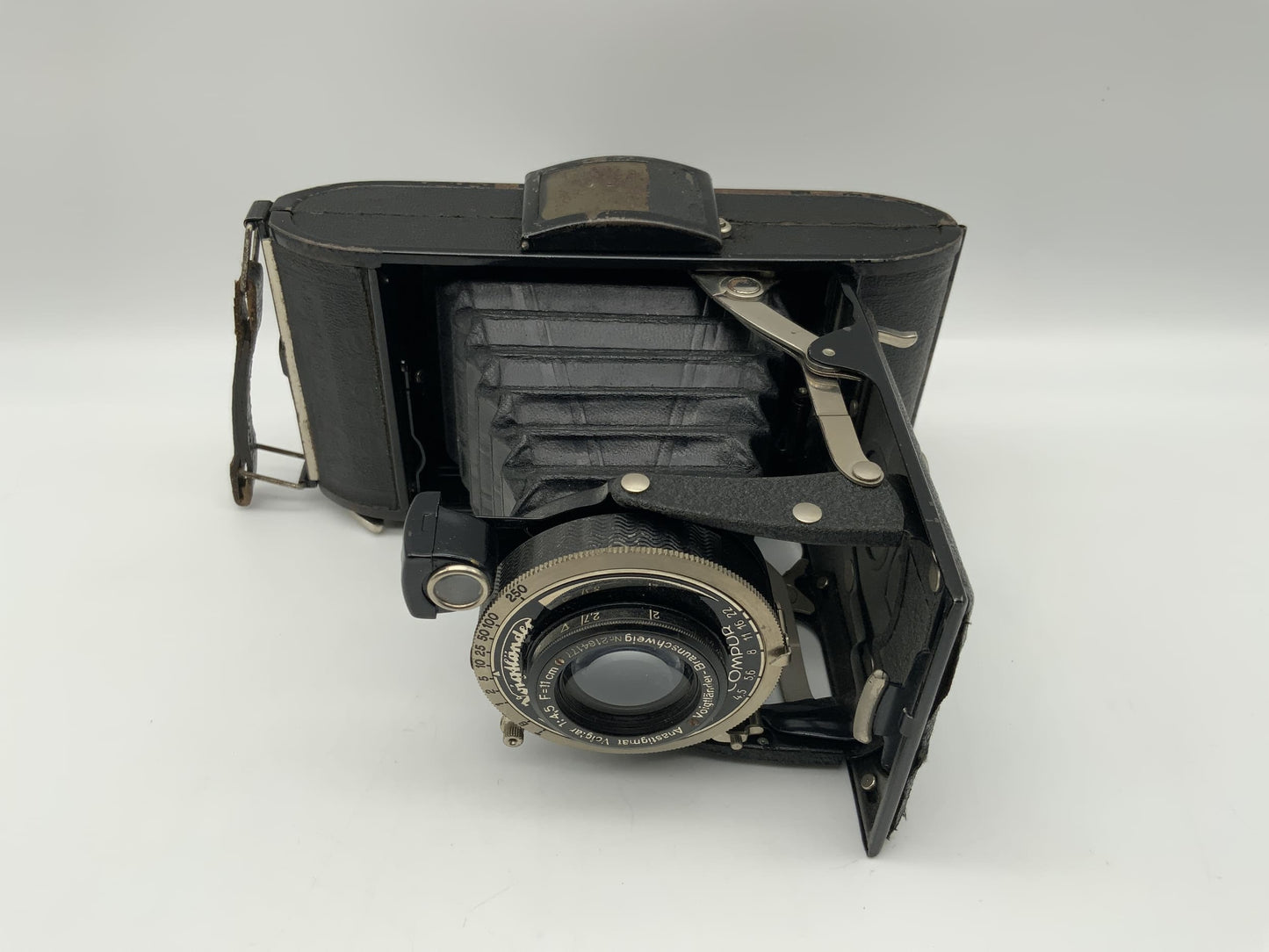 Voigtländer Bessa Klappkamera mit Anastigmat Voigtar 1:4.5 F=11cm 6x9 Compur