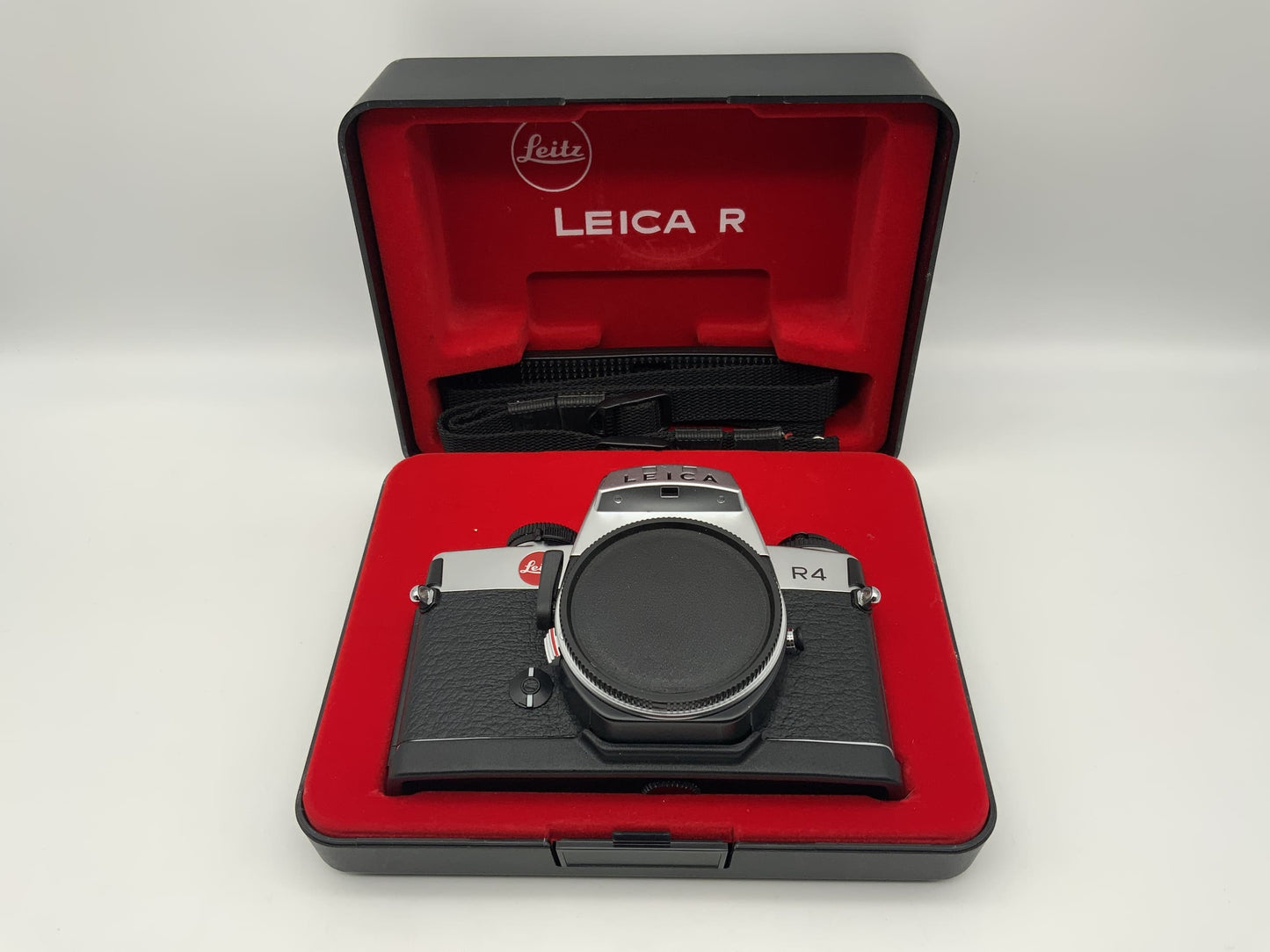 Leica R4 35mm Spiegelreflexkamera SLR analog Leitz Body (Leica R) !Beli defekt!