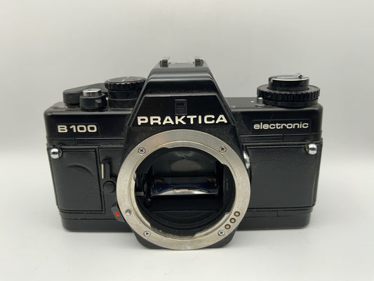 Praktica B100 electronic 35mm SLR analog Pentacon Body (M42) !Beli defekt!