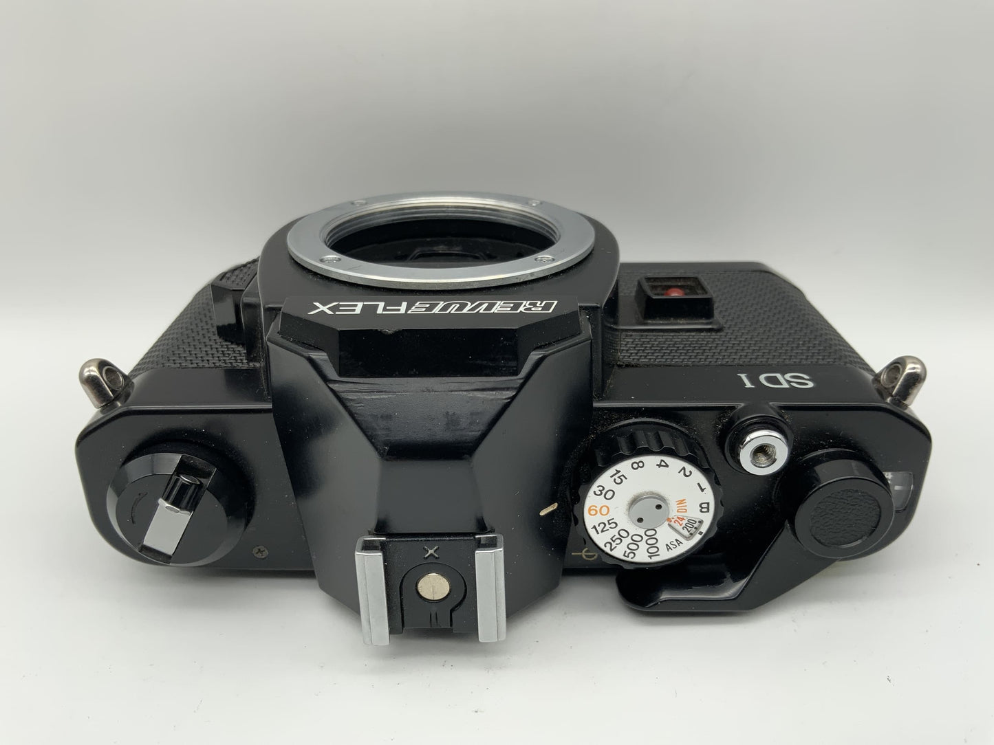 Revueflex SDI 35mm Spiegelreflexkamera SLR analog SD 1 Body Gehäuse (M42)