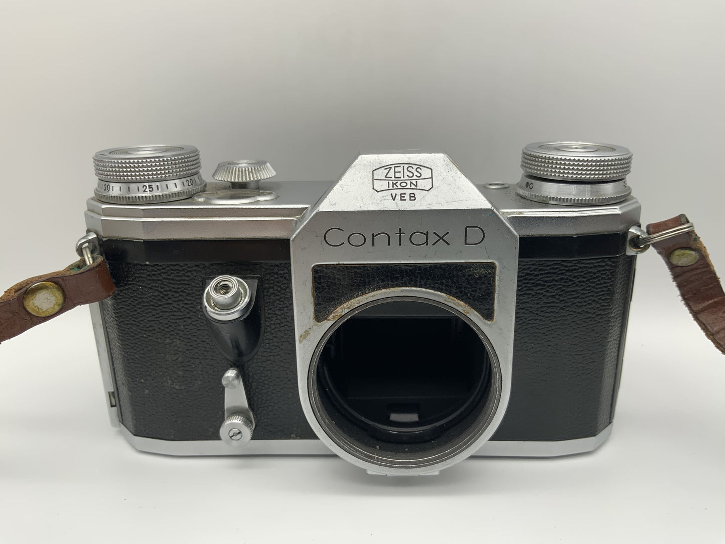 Contax D 35mm Spiegelreflexkamera SLR analog Zeiss Ikon VEB Body Gehäuse (M42)