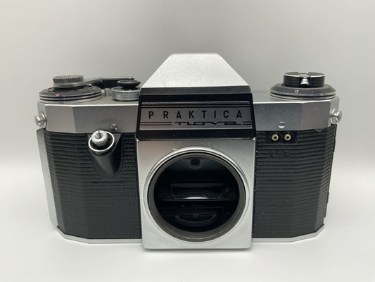 Praktica nova 35mm Spiegelreflexkamera SLR analog Pentacon Body Gehäuse (M42)