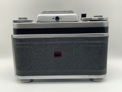 Pentacon six TL SLR analog Rollfilm mit Lichtschacht Body (Pentacon Six)