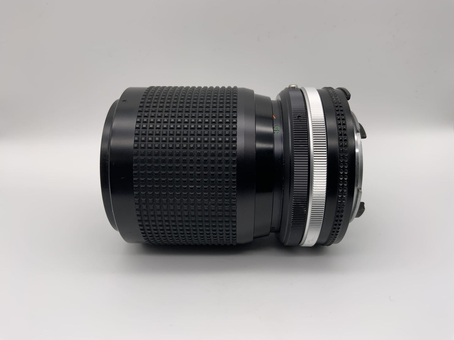 Nikon 35-105mm 1:3.5-4.5 Objektiv  Zoom-Nikkor Kamera Camera Lens (Nikon F)