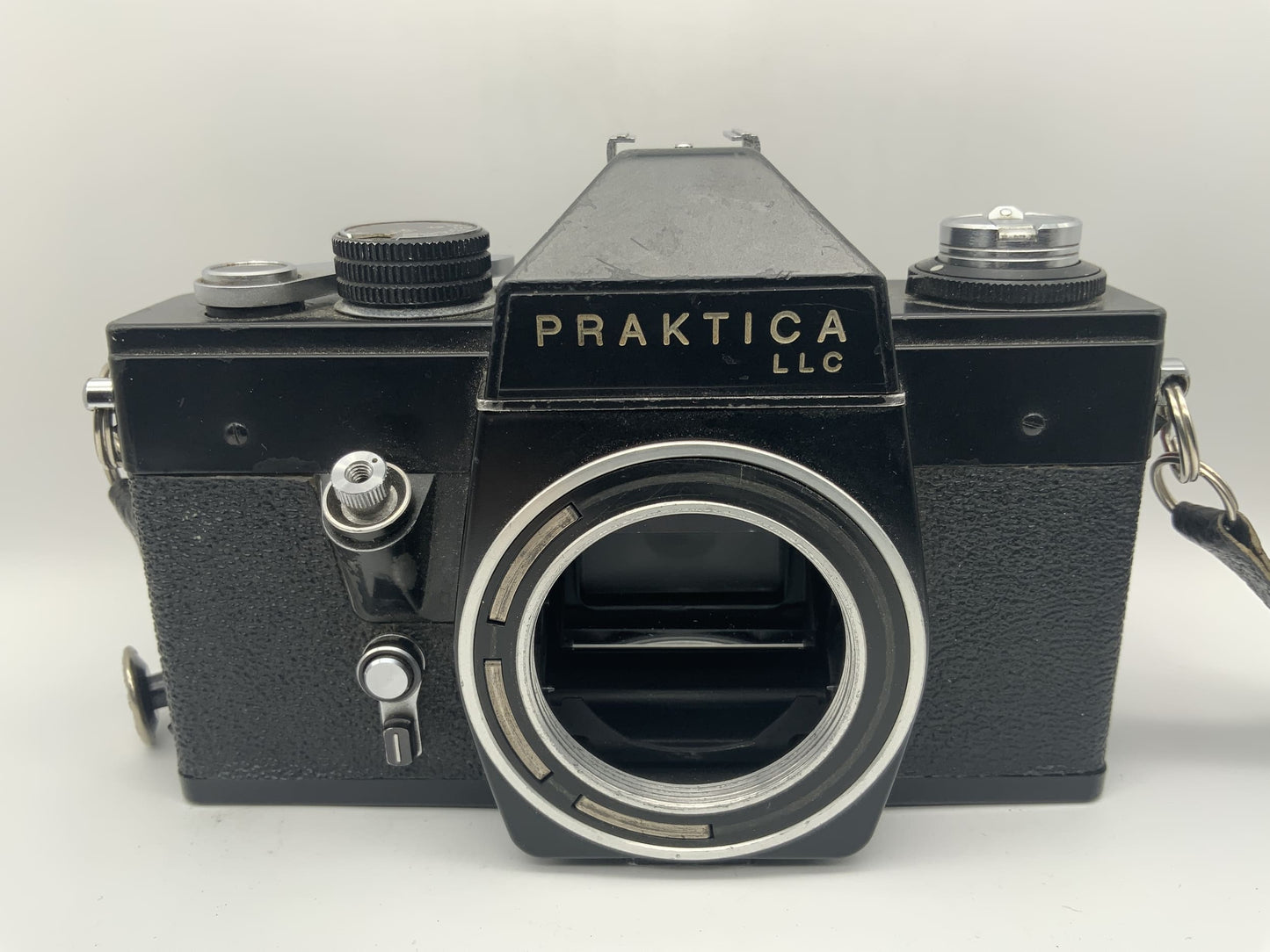 Praktica LLC 35mm Spiegelreflexkamera SLR analog Body (M42) !Beli defekt!