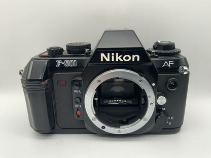 Nikon F-501 35mm Spiegelreflexkamera SLR analog AF Body Gehäuse (Nikon AF)