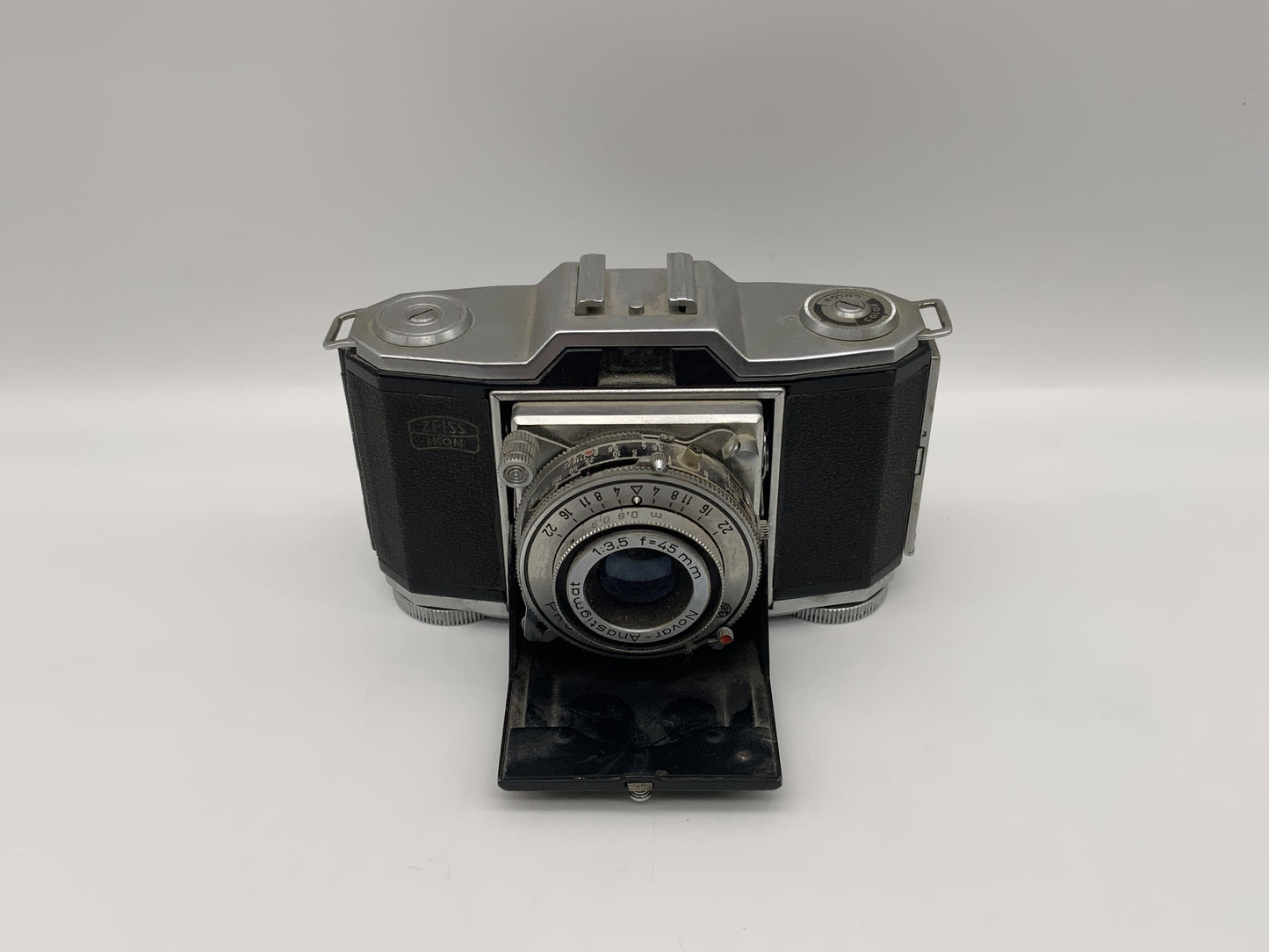 Zeiss Ikon Ikonta 522/24 Klappkamera Novar Anastigmat 1:3.5 f=45mm Prontor-SV