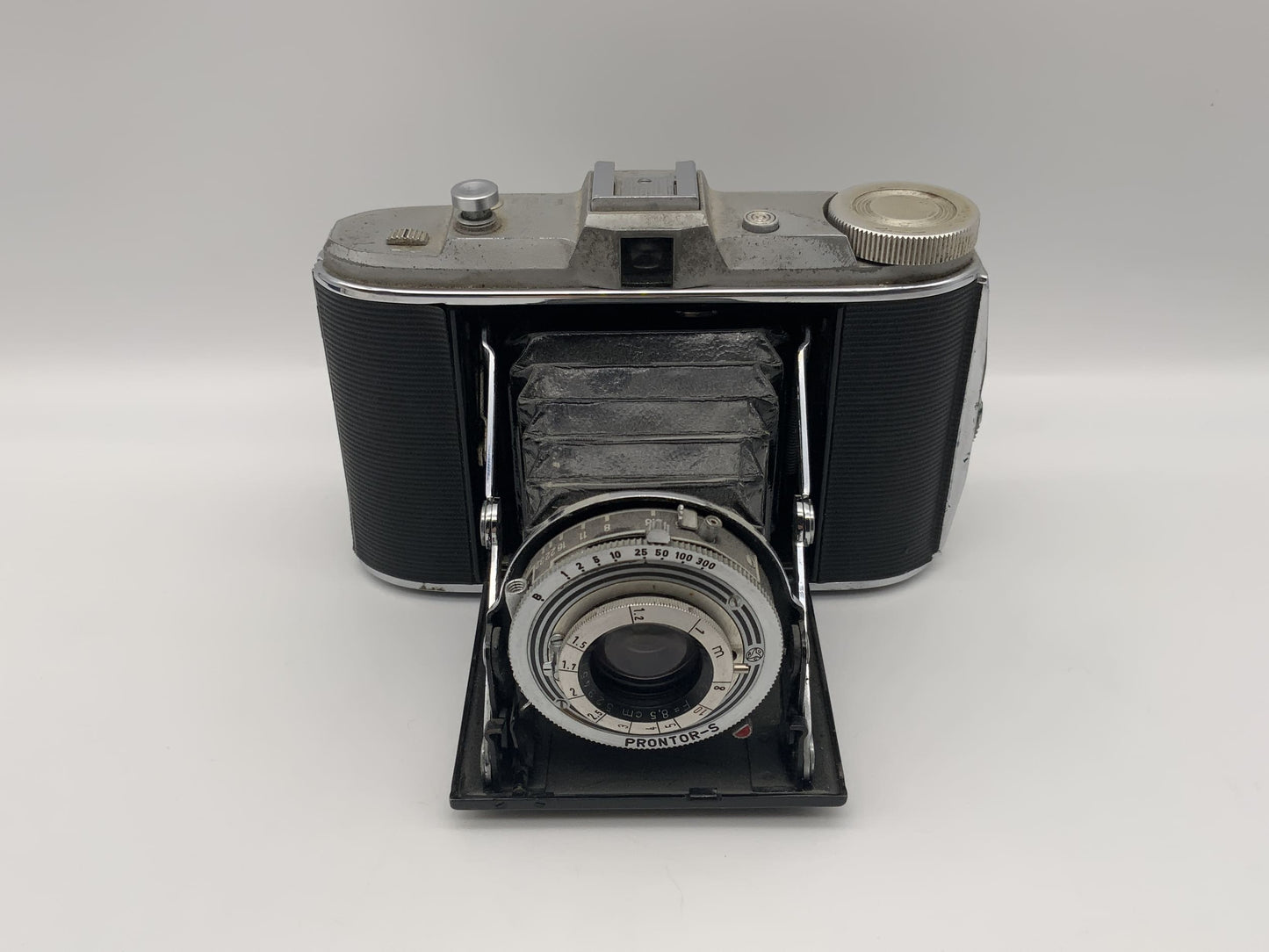 Agfa Isolette Klappkamera mit Apotar 1:4.5 F=8.5cm Prontor-S