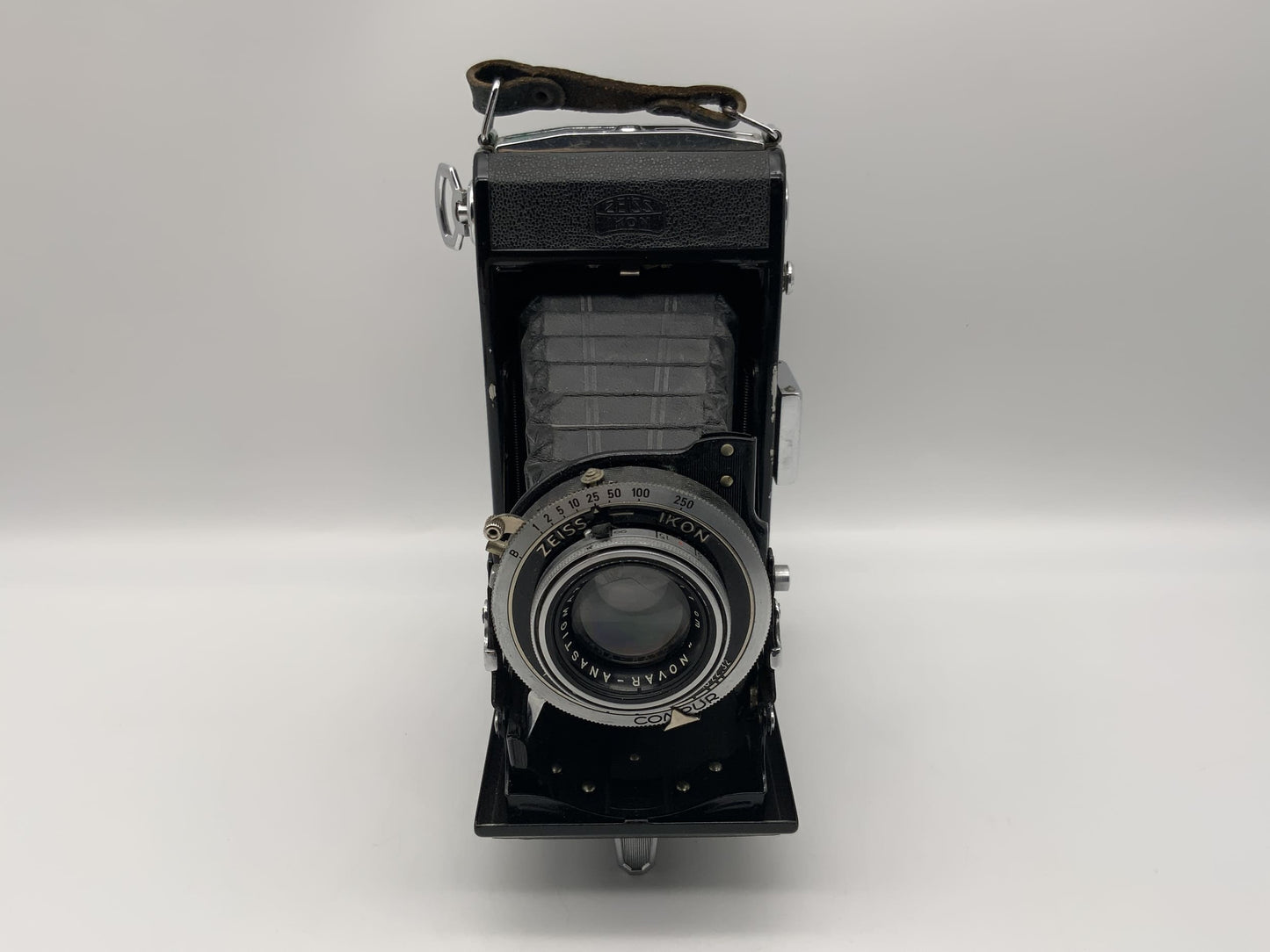 Zeiss Ikon Nettar 515/2 Klappkamera mit Novar Anastigmat 1:4.5 f=11cm Compur