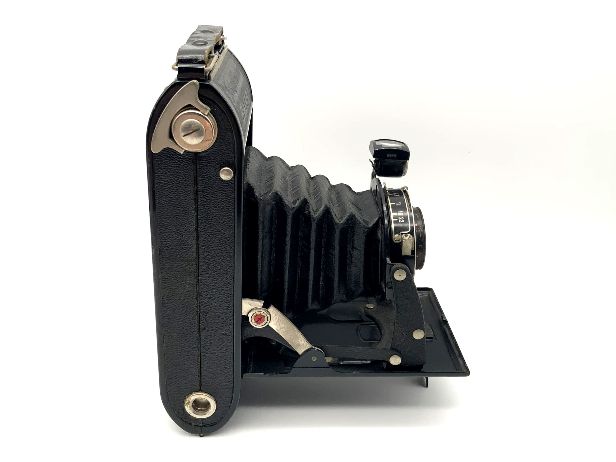 Appareil photo pliant Voigtländer Bessa avec Anastigmat Voigtar 1:7.7 F10.5cm