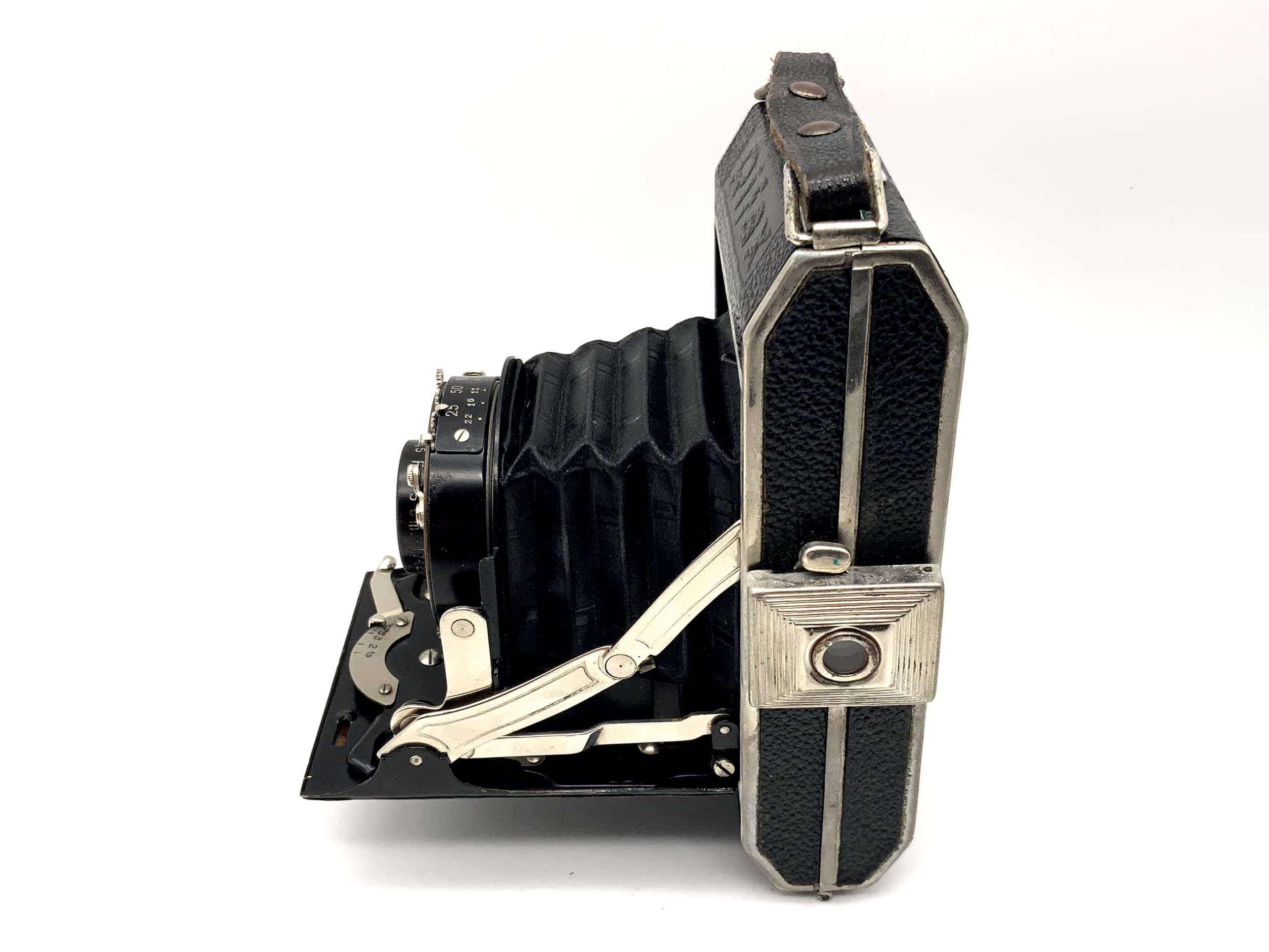 Beier Rifax folding camera with Anastigmat Triolar 1:3.5 F=7.5cm Pronto