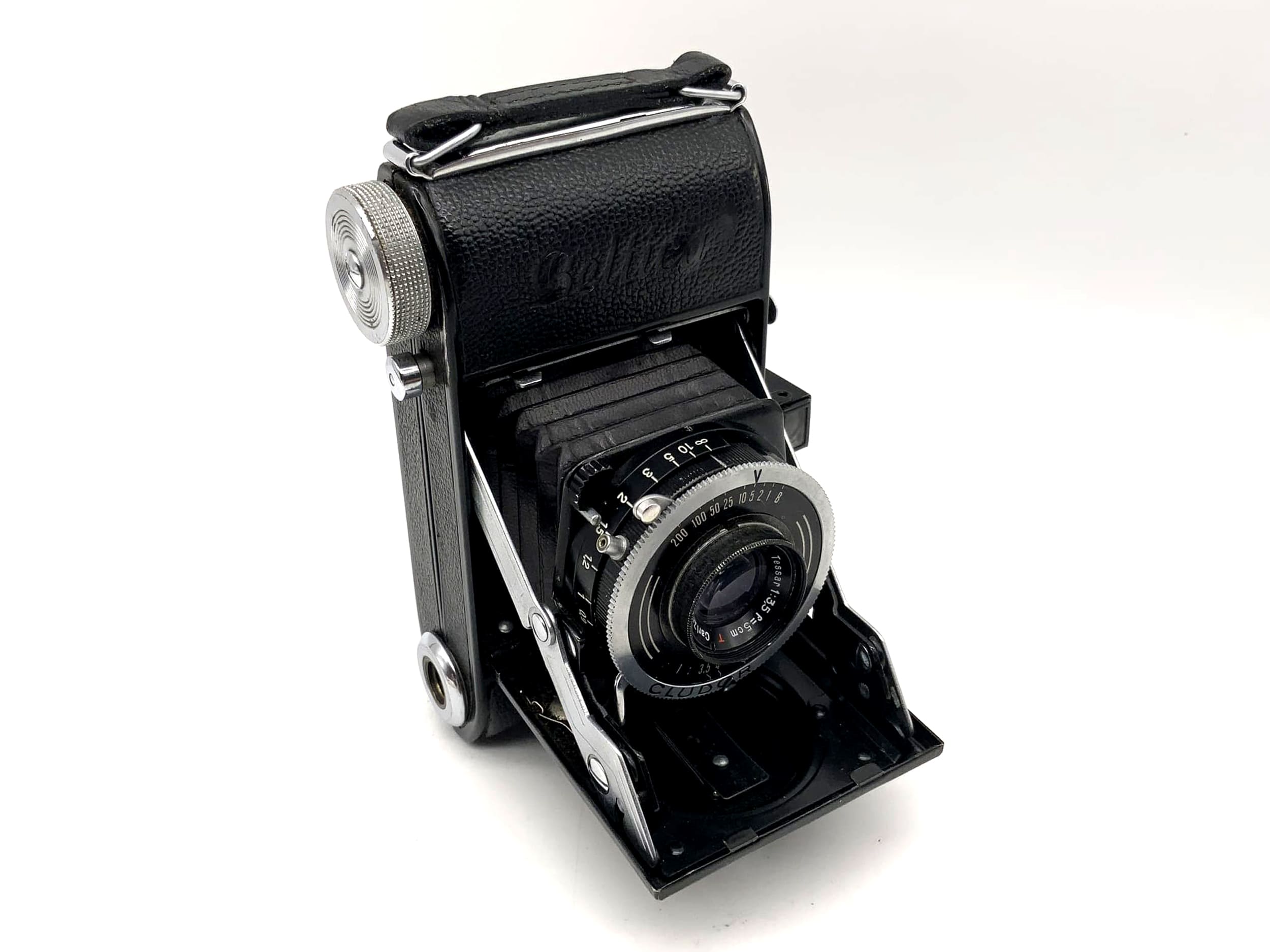 Appareil photo pliant Balda Beltica avec objectif Carl Zeiss Tessar 1:3,5 f = 5 cm rouge T Cludor