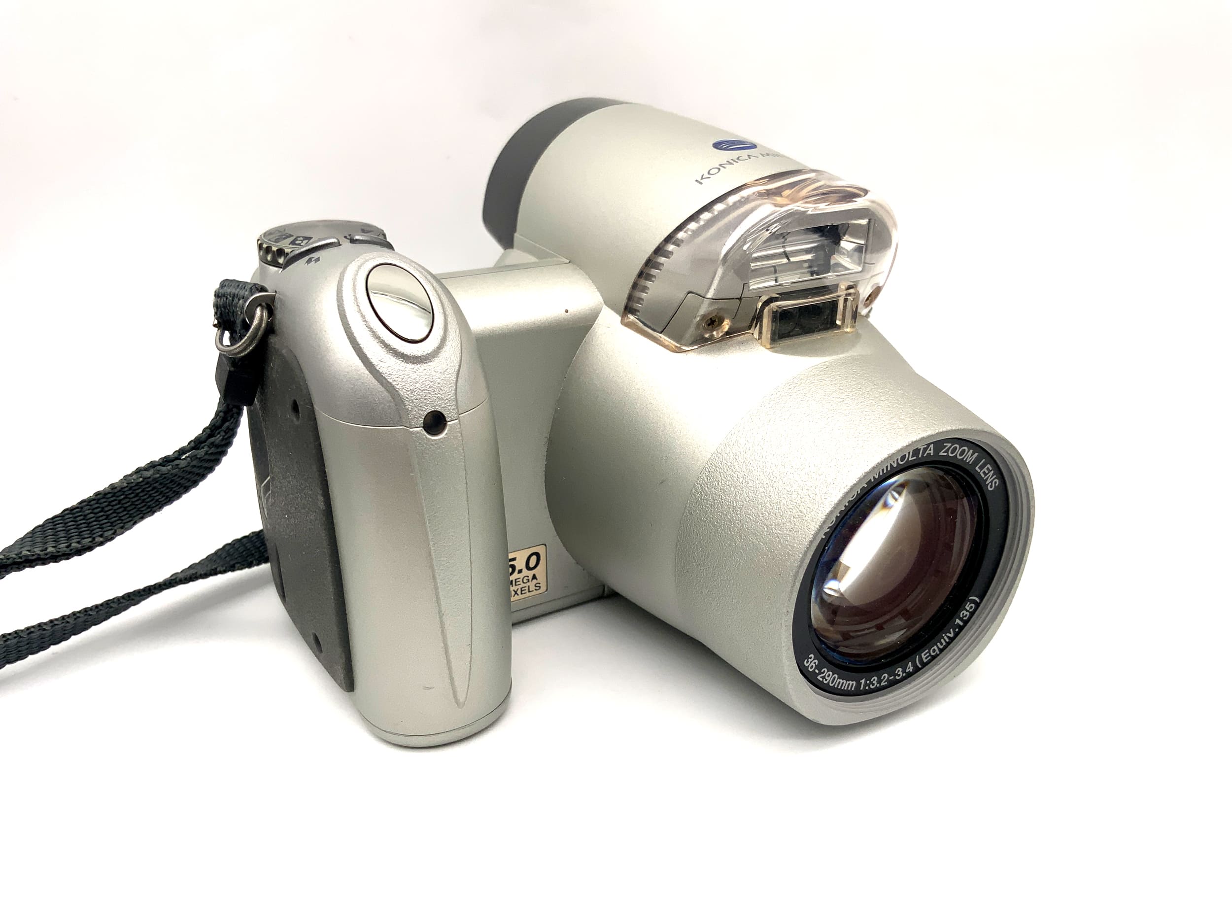 Konica Minolta Dimage Z 20 Bridgekamera mit 36-290mm 1:3,2-3,4 Digitalkamera