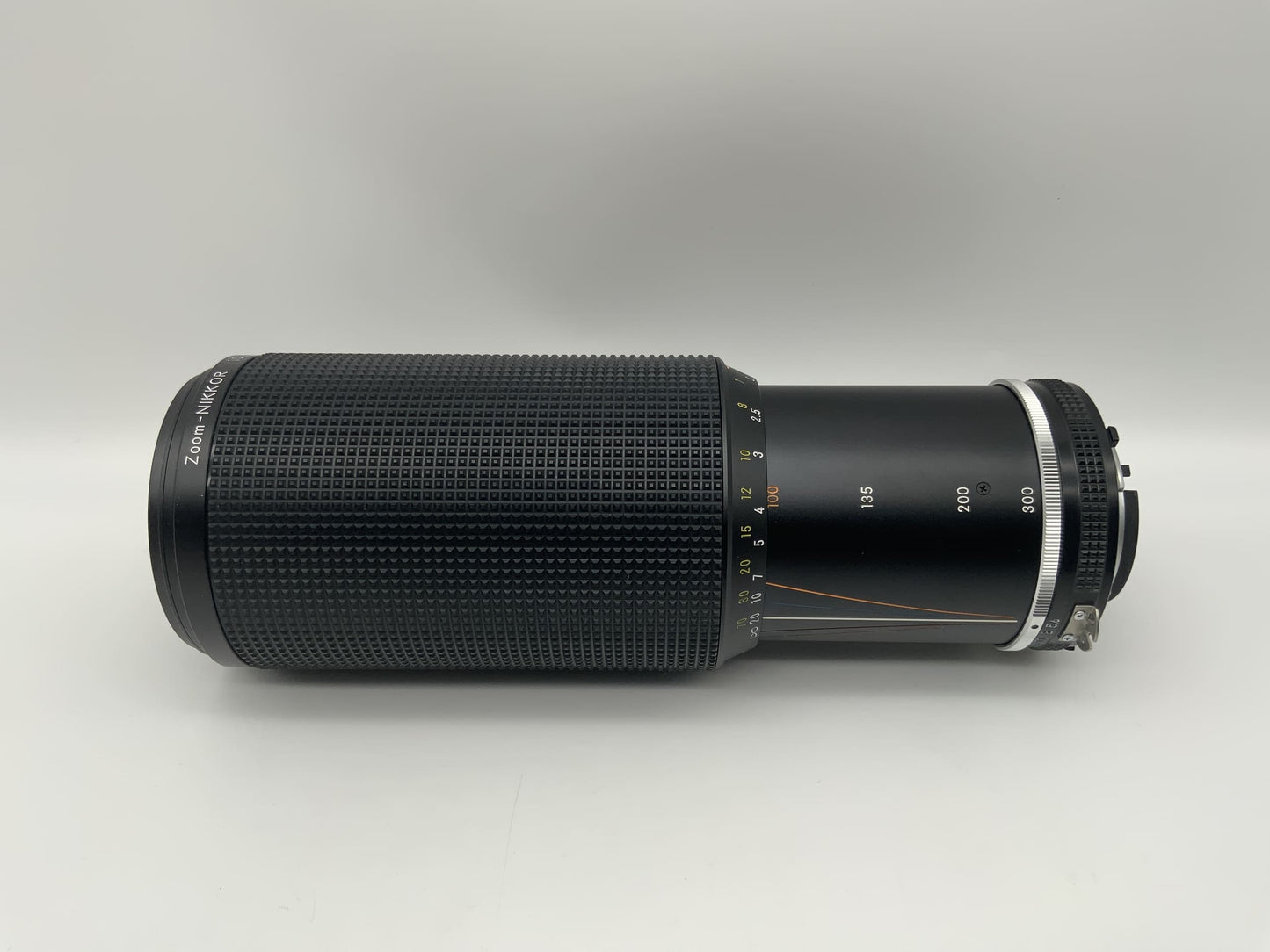 Nikon 100-300mm 1:5.6 Objektiv Zoom-Nikkor ai-s Kamera Camera Lens (Nikon F)