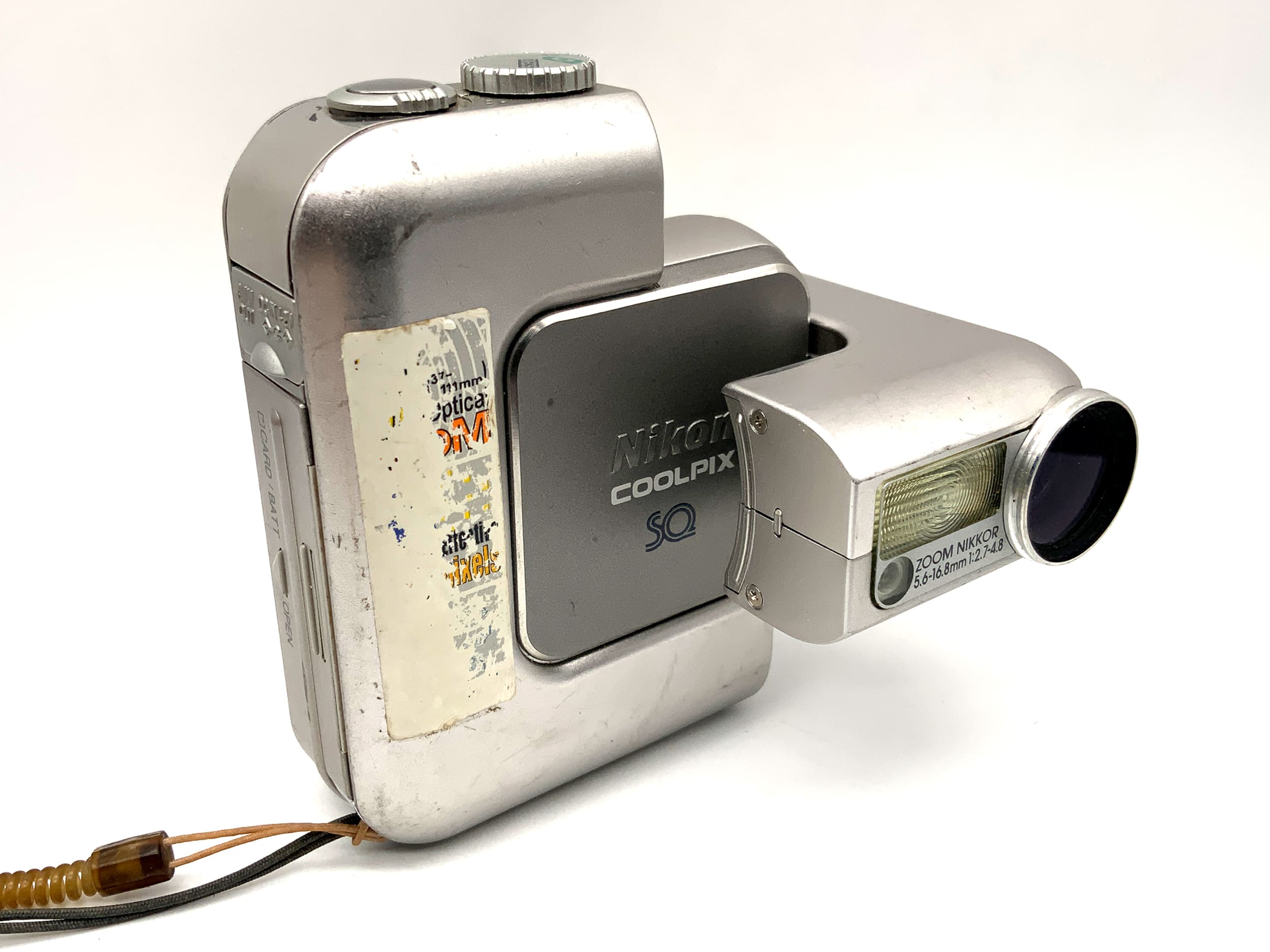 Nikon Coolpix SQ Digitale Kompaktkamera mit 5.6-16.8mm 1:2.7-4.8