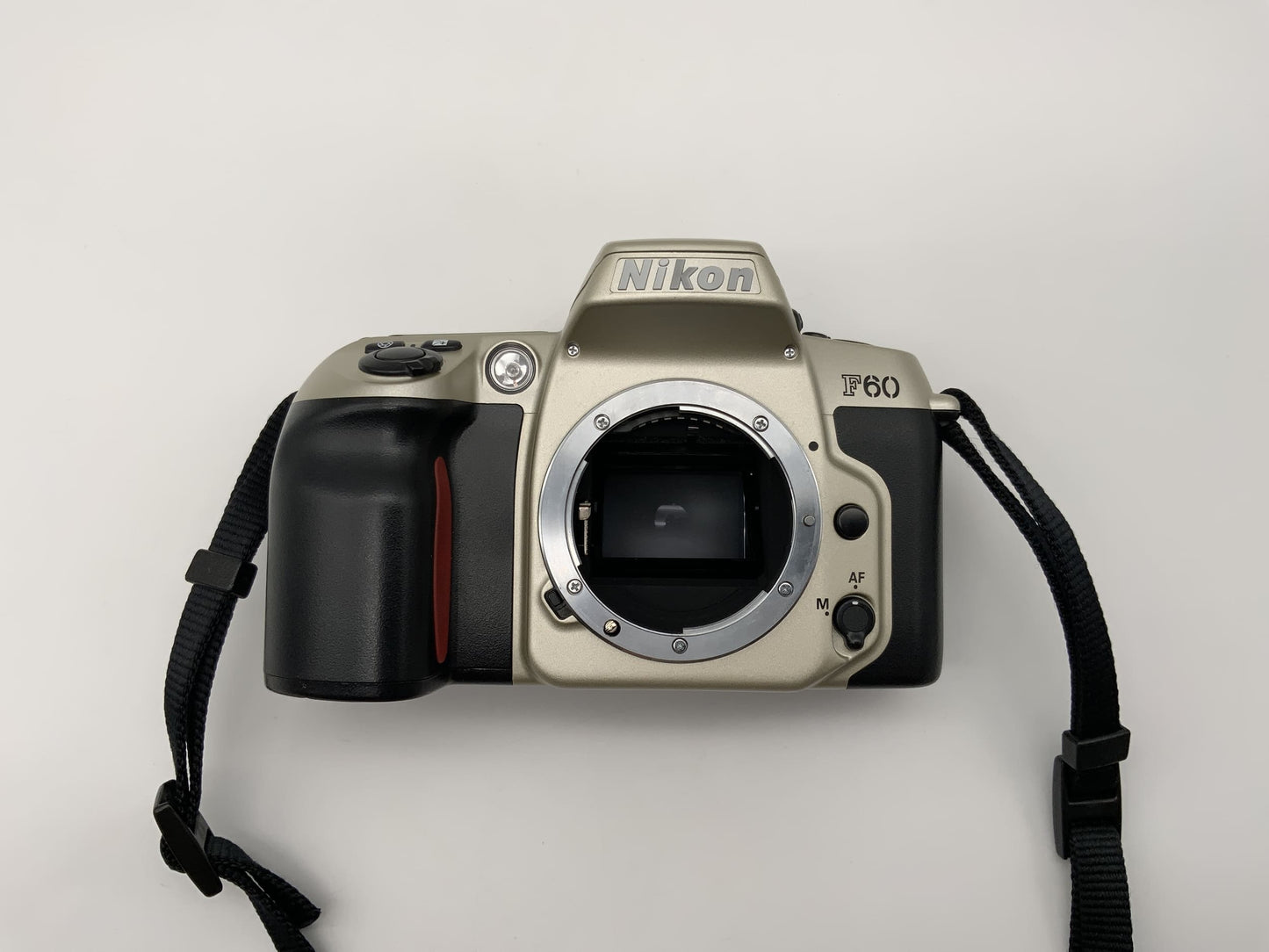 Nikon F60 Body Gehäuse SLR Autofokus Kamera analoge Spiegelreflexkamera AF