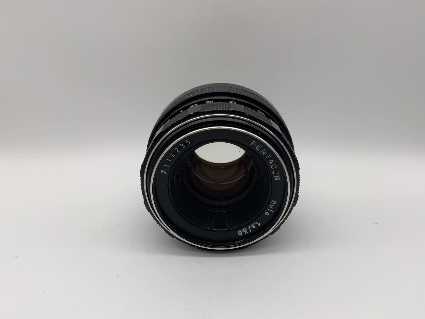 Pentacon 50mm 1:1.8 Objektiv auto aka Meyer Optik Oreston Camera Lens (M42)