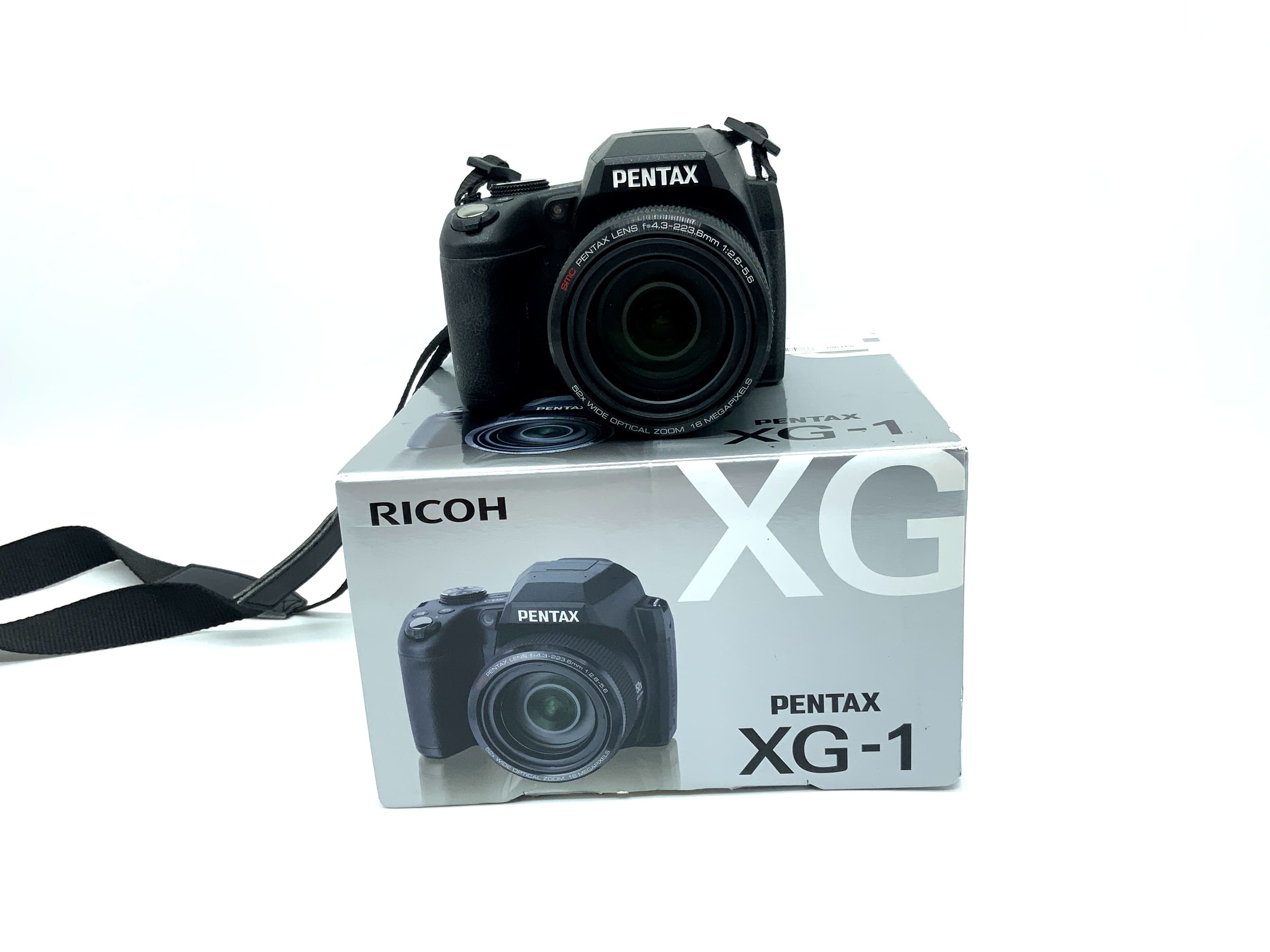 Pentax XG-1 Bridgekamera mit 4.3-223.6mm 1:2.8-5.6 Digitalkamera