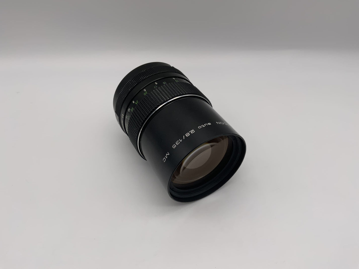 Pentacon 135mm 1:2,8 Objektiv  Multi Coating Kamera Camera Lens (M42)