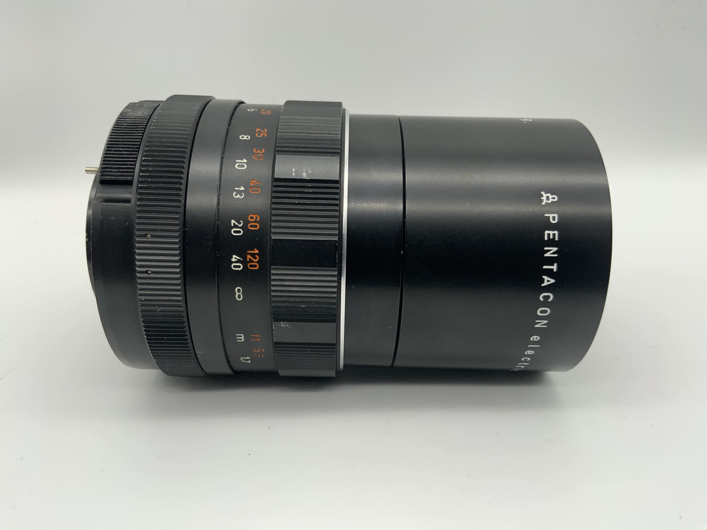 Pentacon 135mm 1:2.8 Objektiv  electric Kamera Lens (M42) Nebel!