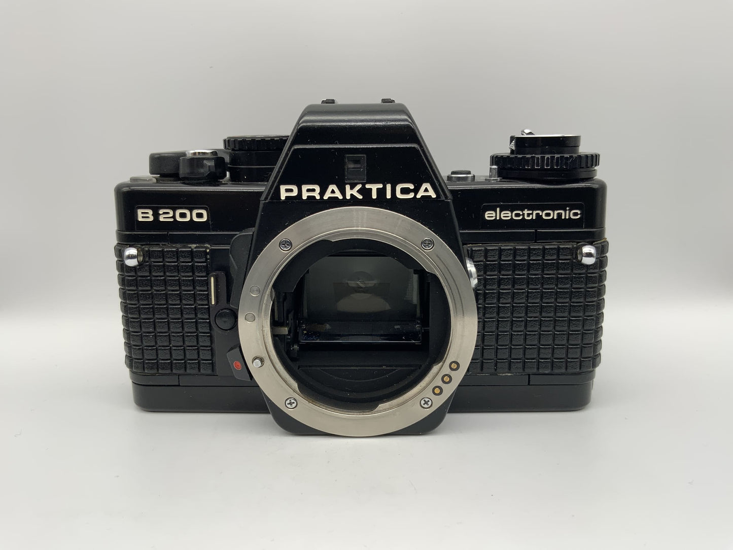 Pentacon B 200 35mm Spiegelreflexkamera SLR electronic Body Gehäuse (Praktica B)