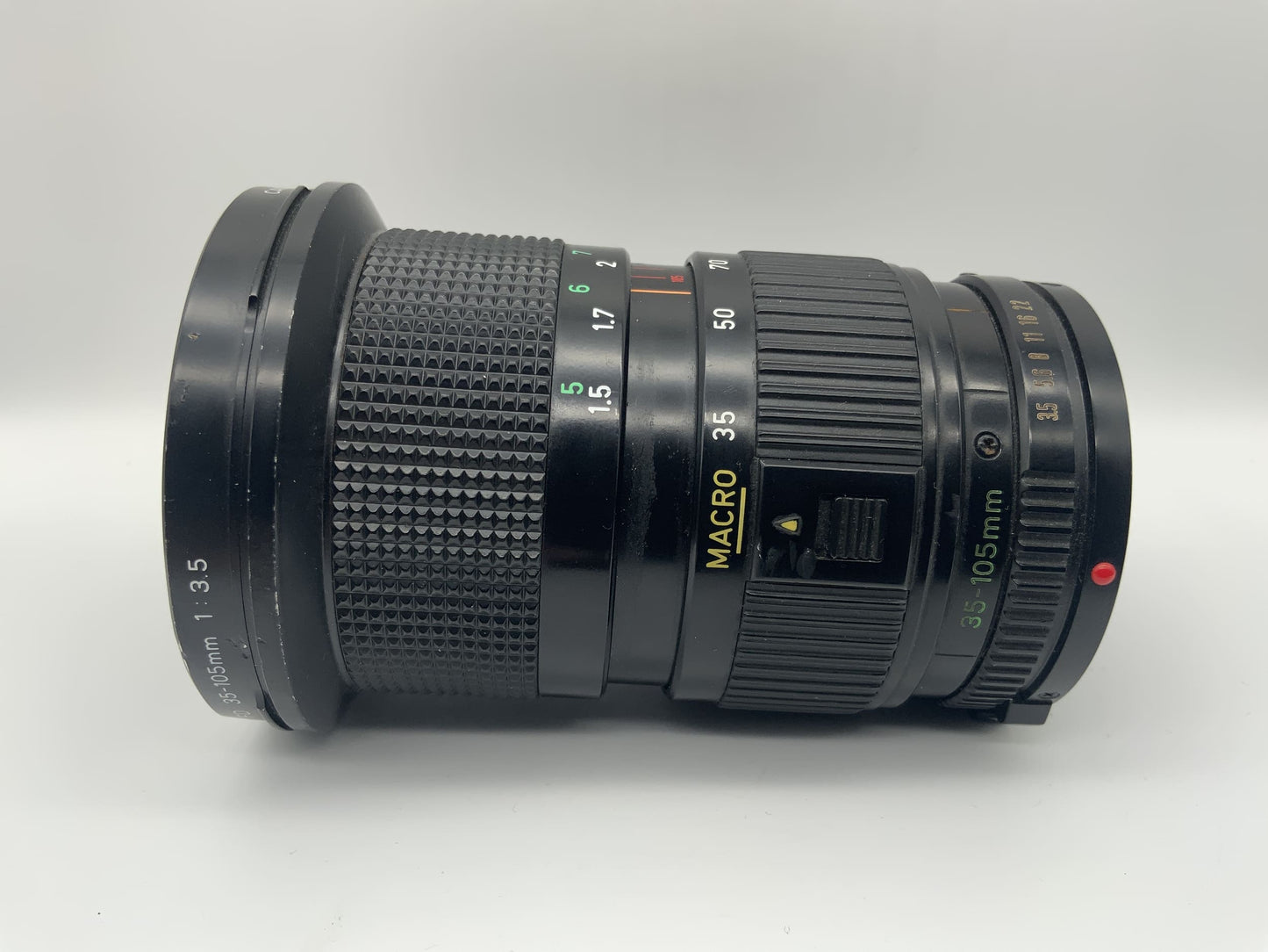 Canon 35-105mm 1:3.5 Objektiv Zoom Lens FD Macro Lens (Canon FD) Text lesen