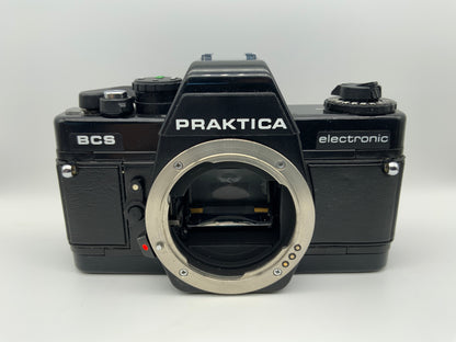 Pentacon BCS 35mm Spiegelreflexkamera SLR Body Gehäuse (Praktica B) !Beli defekt