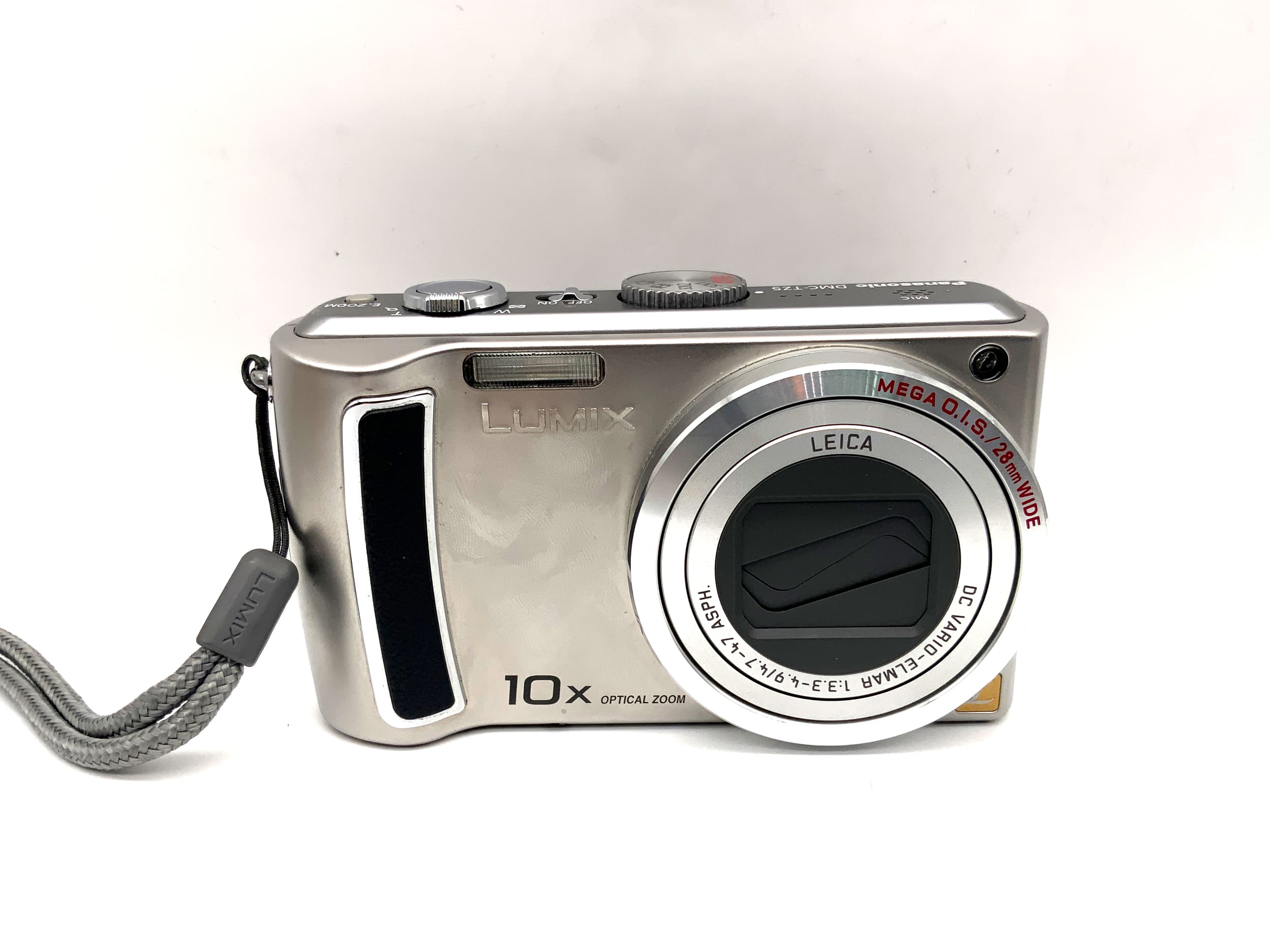 Panasonic Lumix DMC-TZ5 compact camera with Leica DC Vario-Elmarit f/4.7-47mm