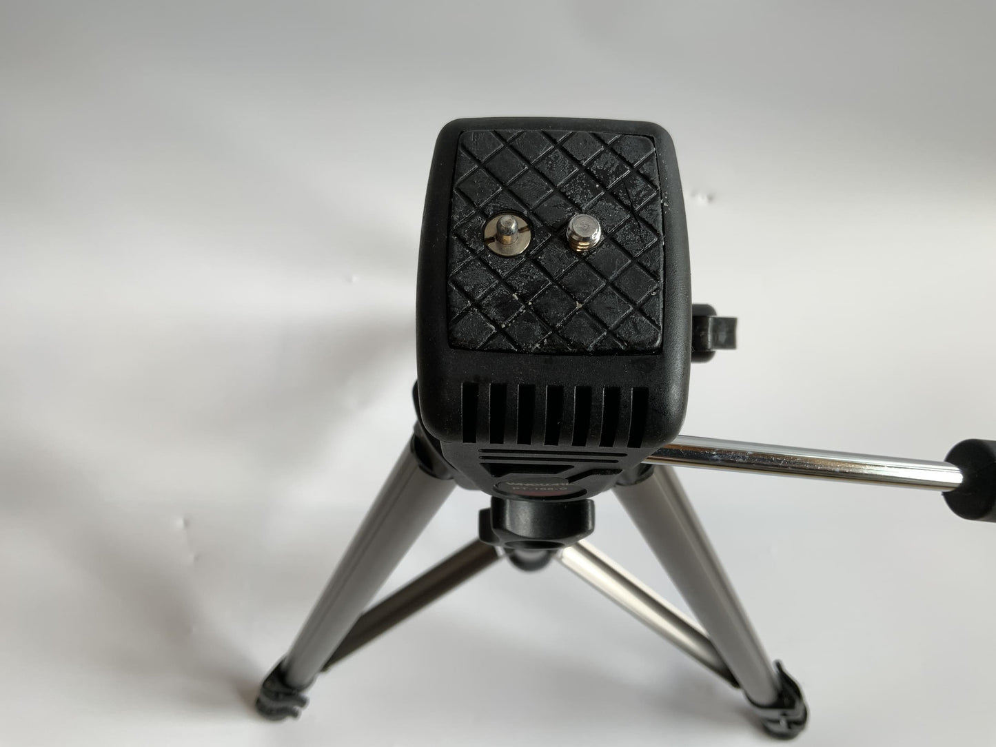 Vanguard PT-168-G Stativ Tripod 3-Bein Fotostativ Kamerastativ