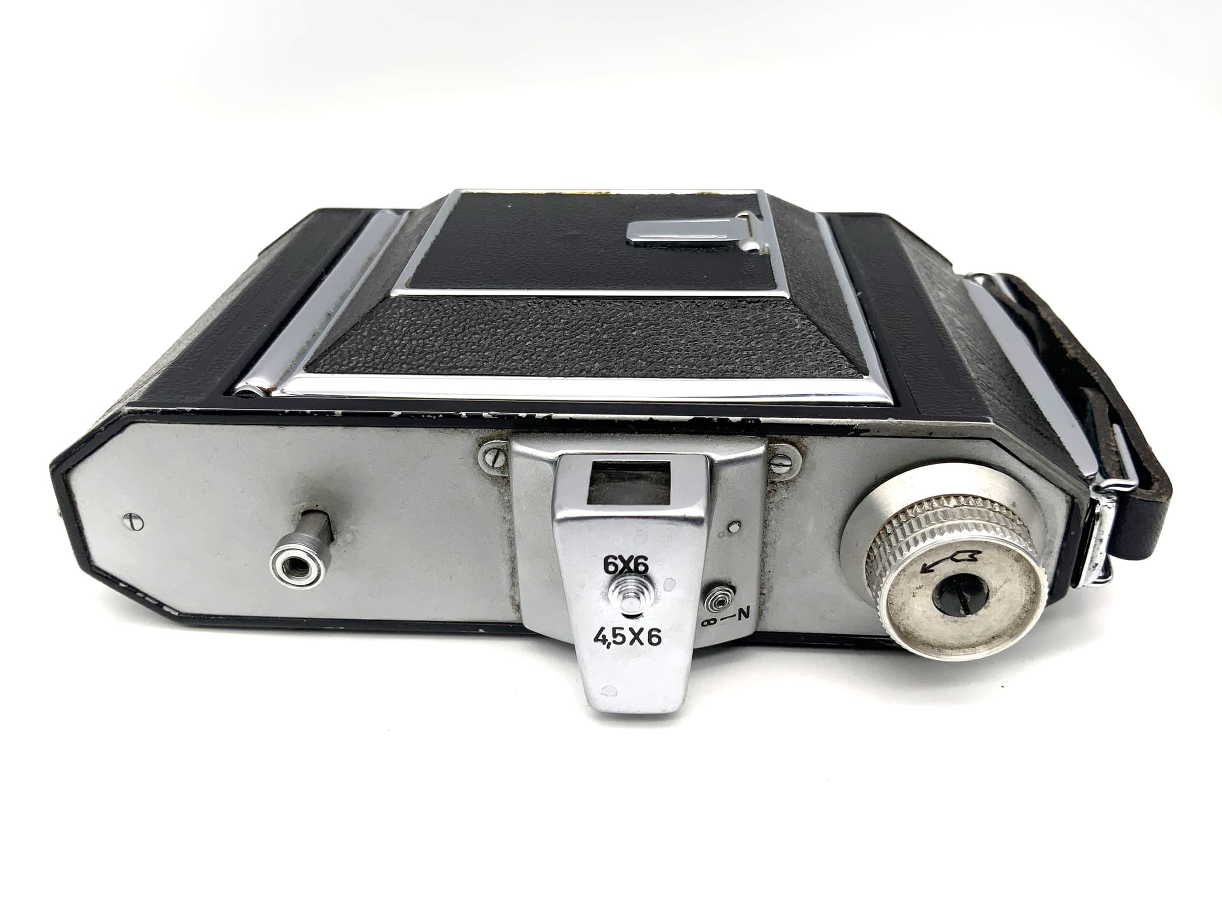 Rheinmetall Weltax folding camera with Meyer Optik Trioplan 1:3.5 75mm red V Temporary