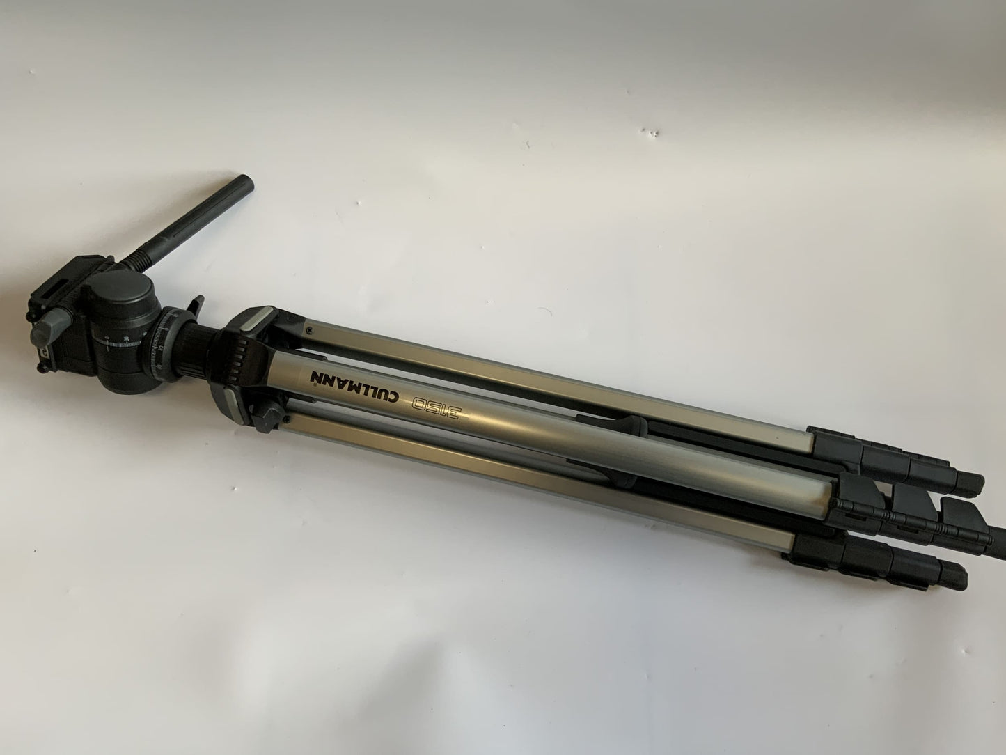 Cullmann 3150 Stativ Tripod 3-Bein Fotostativ Kamerastativ